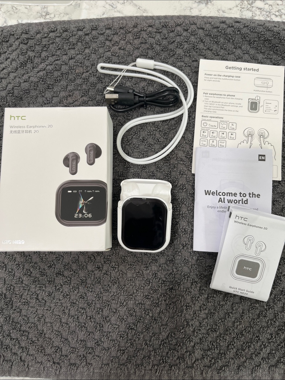 HTC Wireless Earphones 20 with White Charging Case and Black Display